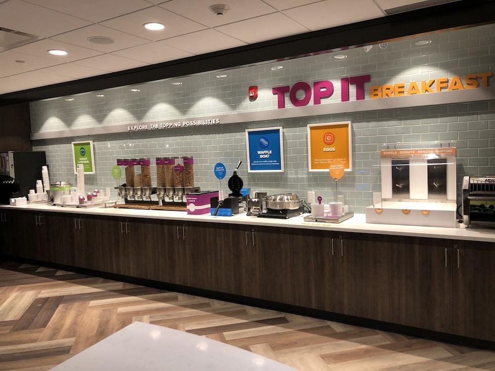 Tru By Hilton Edmonton Windermere Dış mekan fotoğraf