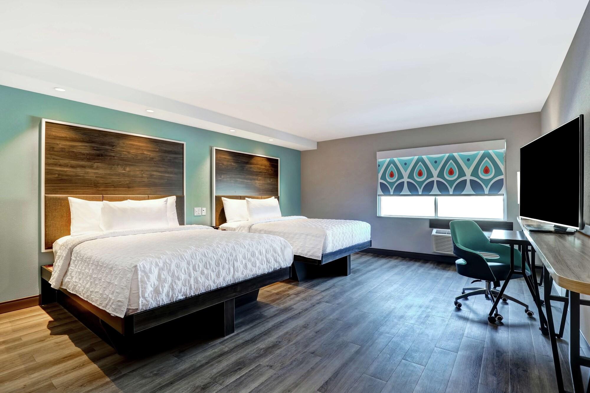 Tru By Hilton Edmonton Windermere Dış mekan fotoğraf