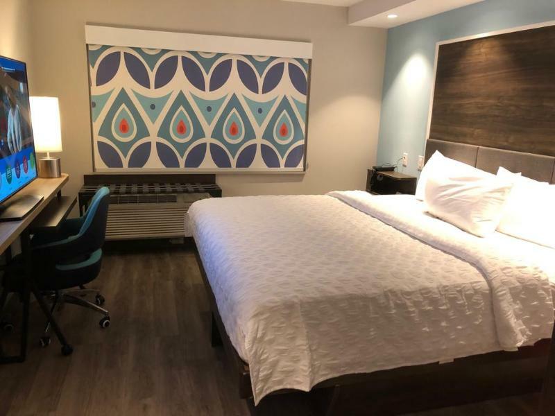 Tru By Hilton Edmonton Windermere Dış mekan fotoğraf